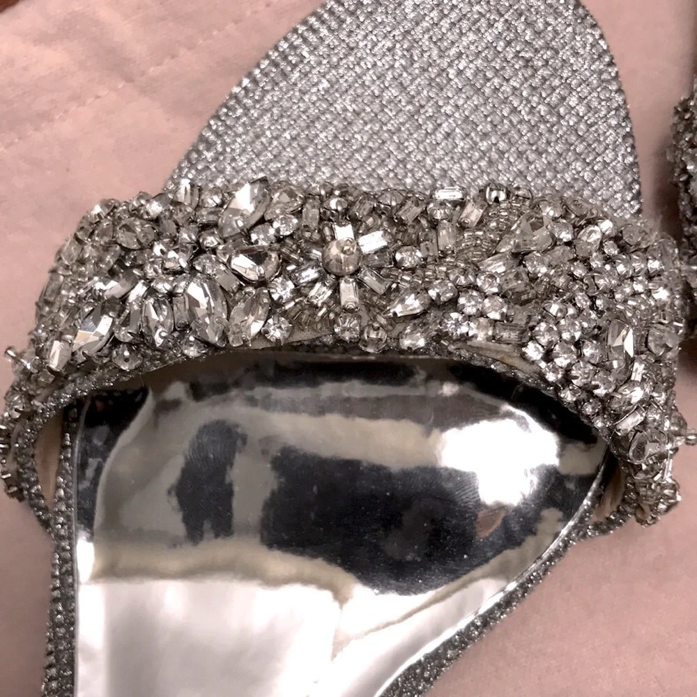❗️LAST CHANCE- BADGLEY MISCHKA Crystal Embellished Evening Shoes - Picture 12 of 14
